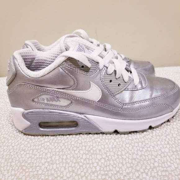 Nike Air Max 90 Silver leather Big Kid4women 6 Nike Air Max 90 Silver leather Big Kid4women 6